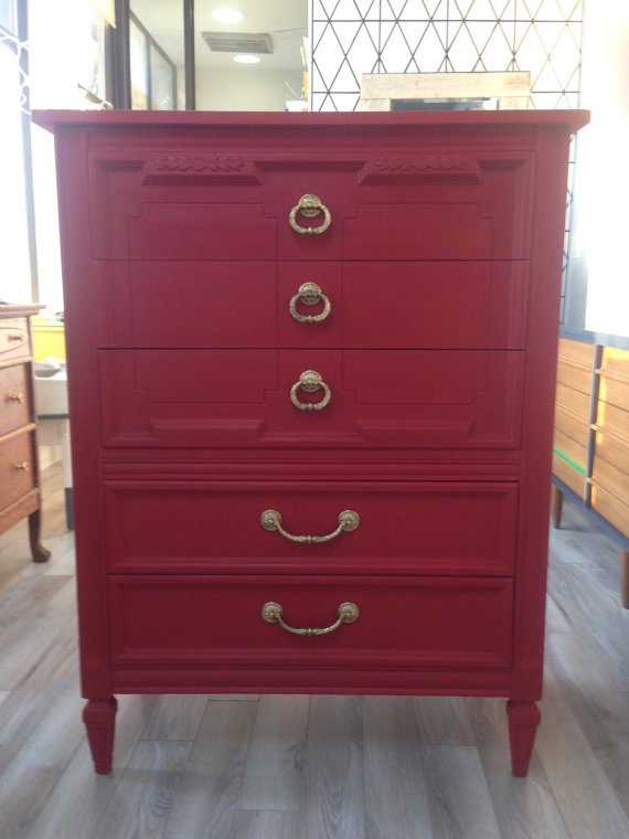 commode haute rouge